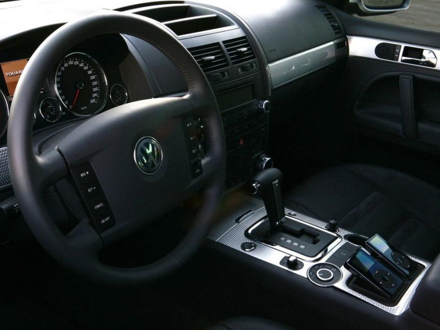  Volkswagen Touareg R GT Concept 2005 года  (фото 11 из 13)